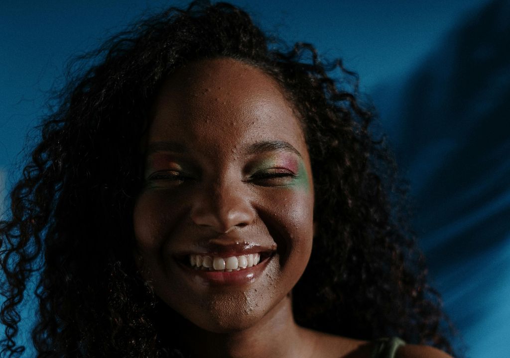 Why Teens Shouldn't Be Using Acids In Their Skincare Routine (And What They Should Use Instead)