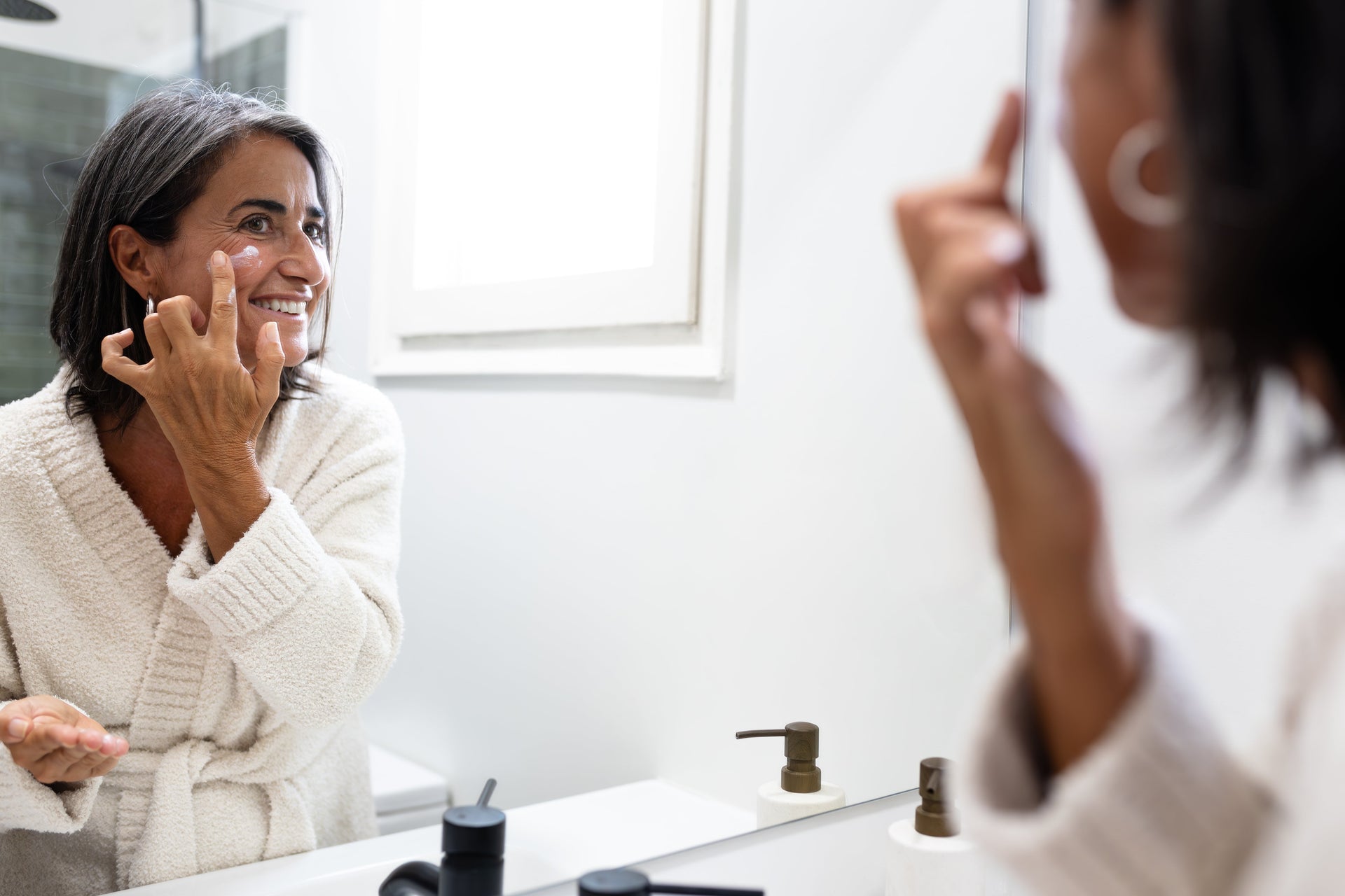 menopause skin acne