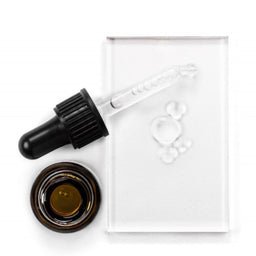 Avant Skincare LIMITED EDITION Advanced Bio Absolute Youth Eye Therapy (Anti-Ageing) poured onto a slate