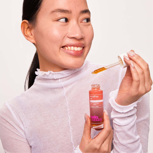 a women using the pipette