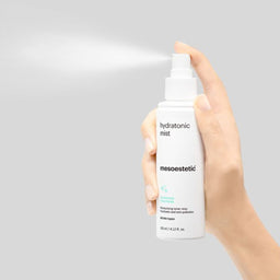 mesoestetic Hydratonic Mist spray being used