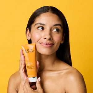 Super Facialist Vitamin C+ Brighten Micro Polish Wash