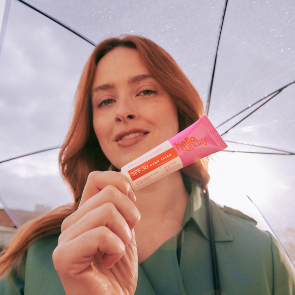 Hello Sunday The One For Your Hands SPF30