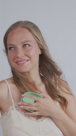 Manta Fine or Fragile & Sensitive Scalp Brush Serene Green